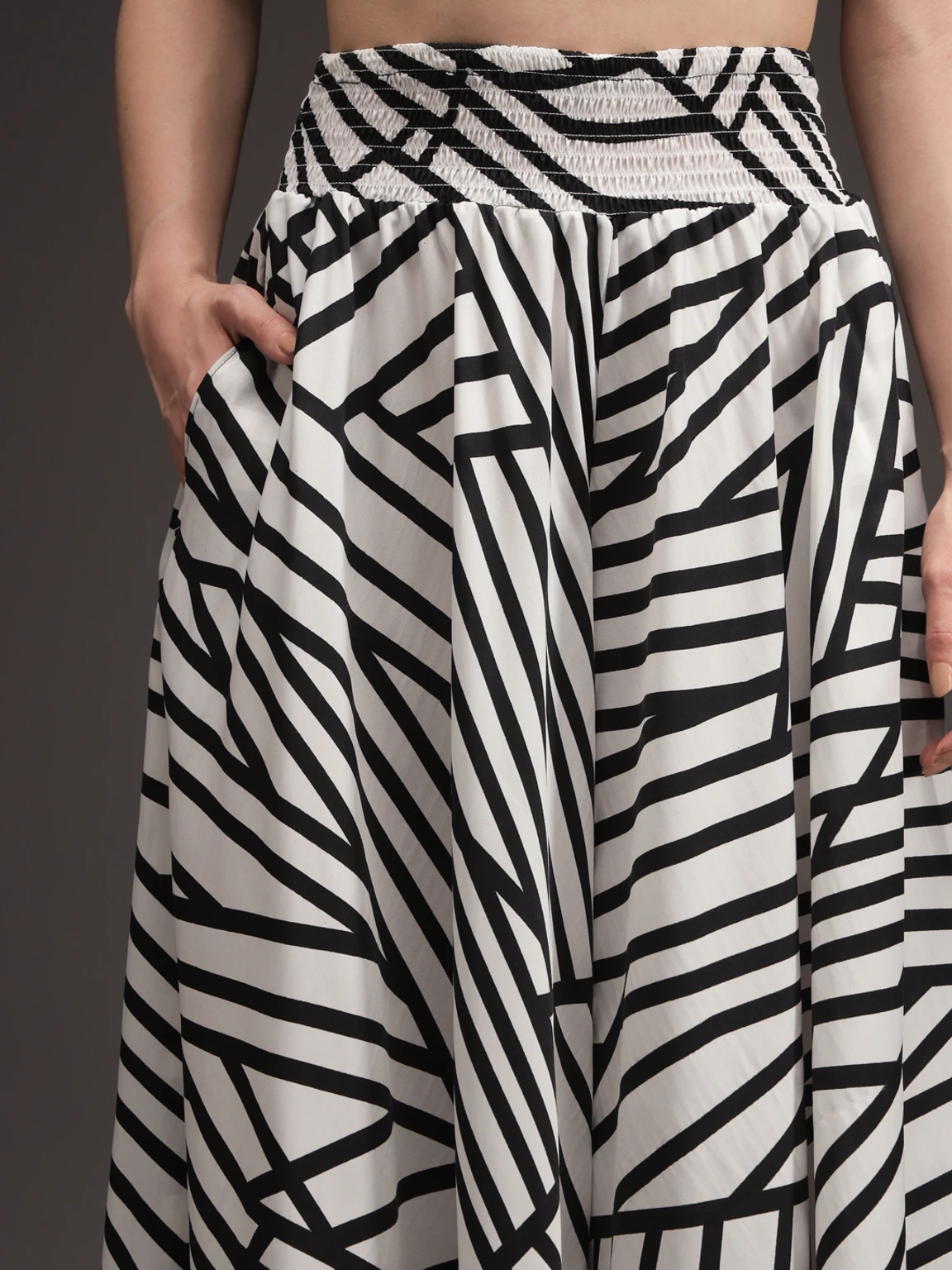 Women Flared White, Black Viscose Rayon Palazzos - Image 7