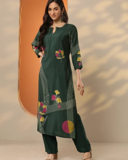 Green Printed Silk Blend Straight Kurta